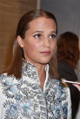 Alicia Vikander Poster 2882350