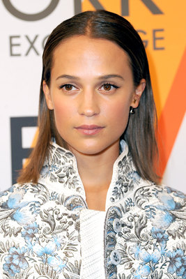 Alicia Vikander Poster 2882370