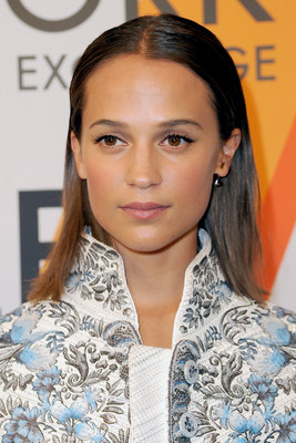 Alicia Vikander Poster 2882382