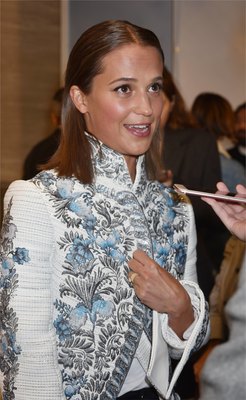 Alicia Vikander Poster 2882420