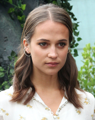 Alicia Vikander Poster 2954565