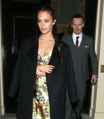 Alicia Vikander Poster 3130480