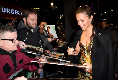 Alicia Vikander Poster 3154695