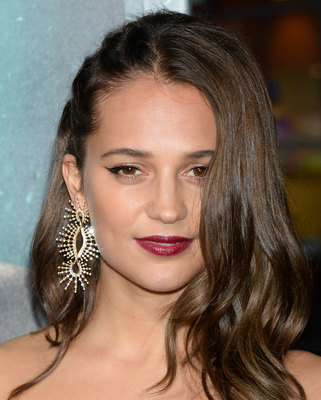 Alicia Vikander Poster 3165037