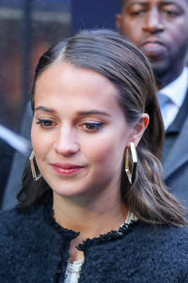 Alicia Vikander Poster 3171955