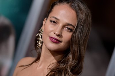 Alicia Vikander Poster 3172175