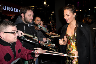 Alicia Vikander Poster 3172616