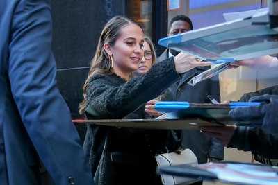 Alicia Vikander Poster 3172690