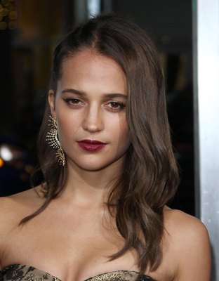 Alicia Vikander Poster 3172838