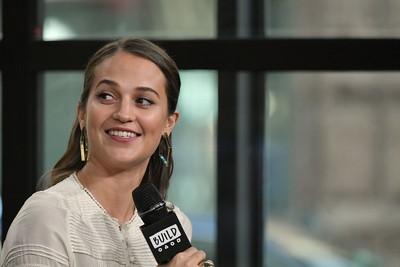 Alicia Vikander Poster 3248068