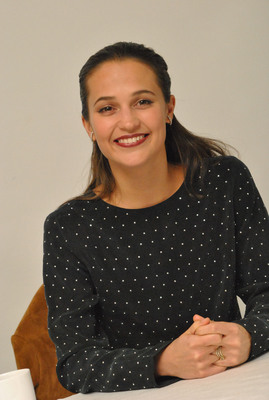 Alicia Vikander Poster 3286069