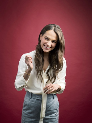 Alicia Vikander Poster 3671419