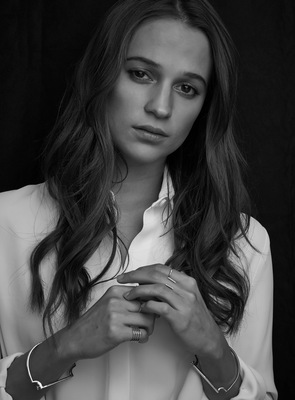 Alicia Vikander Poster 3671436
