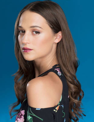 Alicia Vikander Poster 3671439