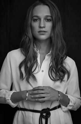 Alicia Vikander Poster 3671447