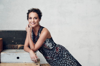 Alicia Vikander Poster 3680876