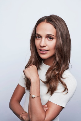 Alicia Vikander Poster 3680882