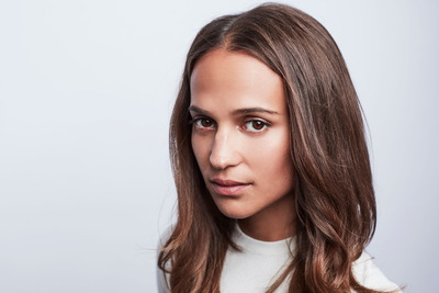 Alicia Vikander Poster 3680885