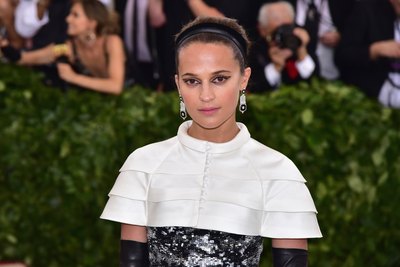 Alicia Vikander Poster 3844516
