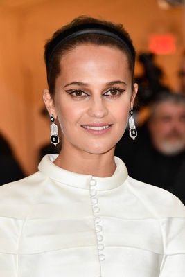 Alicia Vikander Poster 3844519
