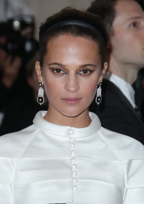 Alicia Vikander Poster 3844551