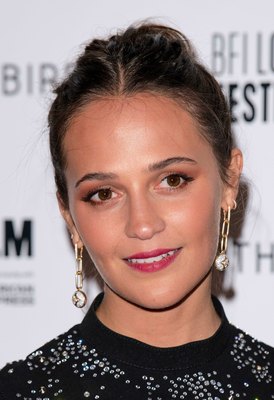 Alicia Vikander Poster 3901206