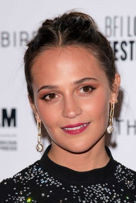 Alicia Vikander Poster 3901250