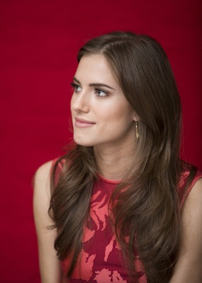 Allison Williams Poster 2431768