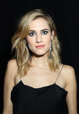 Allison Williams Poster 2953537