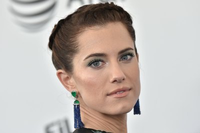 Allison Williams Poster 3184425