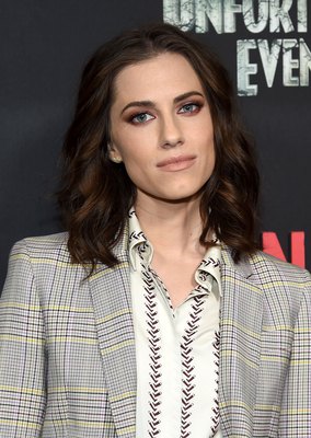 Allison Williams Poster 3246384