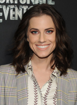 Allison Williams Poster 3283691