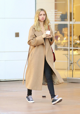 Ana De Armas Poster 2699397