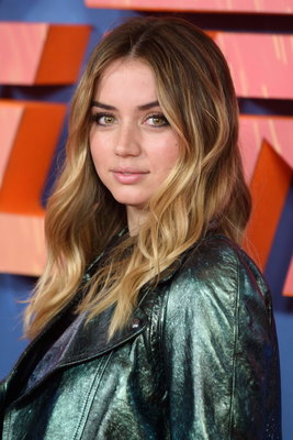 Ana De Armas Poster 2807624
