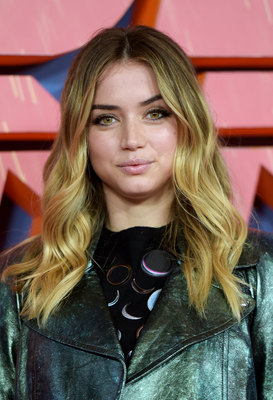 Ana De Armas Poster 2807685