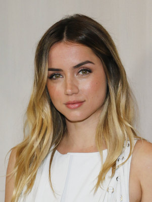 Ana De Armas Poster 2865132