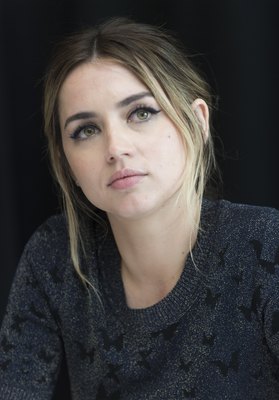 Ana De Armas Poster 2870612