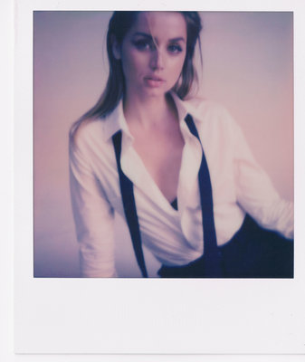 Ana De Armas Poster 3679374