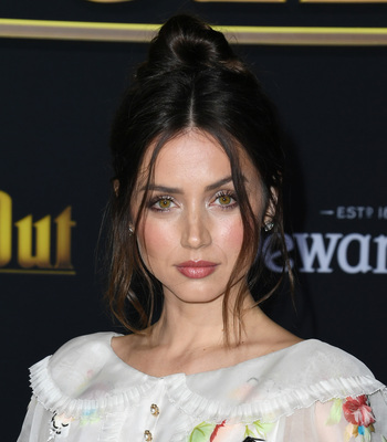 Ana De Armas Poster 3918714