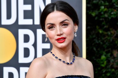Ana De Armas Poster 3944856