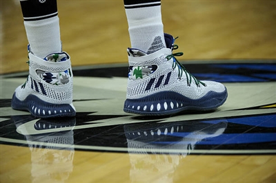 Andrew Wiggins Poster 3457436