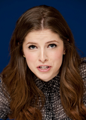 Anna Kendrick Poster 2244451