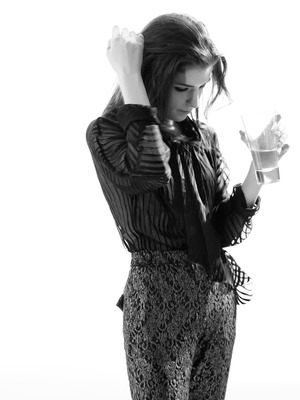 Anna Kendrick Poster 2441245