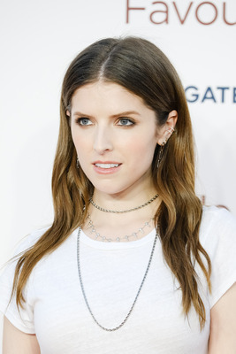 Anna Kendrick Poster 3721781