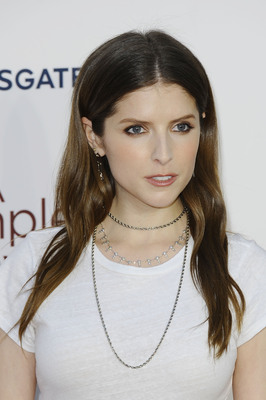 Anna Kendrick Poster 3721809