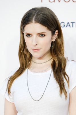 Anna Kendrick Poster 3721923
