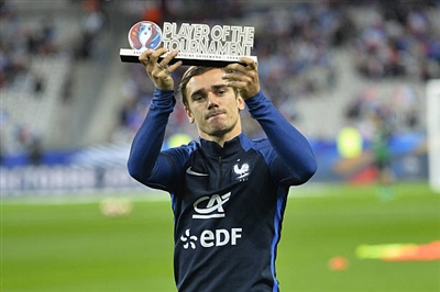 Antoine Griezmann Poster 3334751