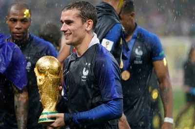 Antoine Griezmann Poster 3464038