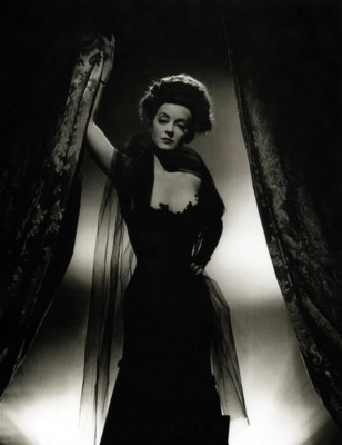 Bette Davis Poster 1526944