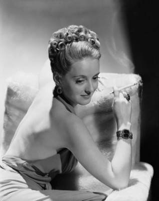 Bette Davis Poster 1527013
